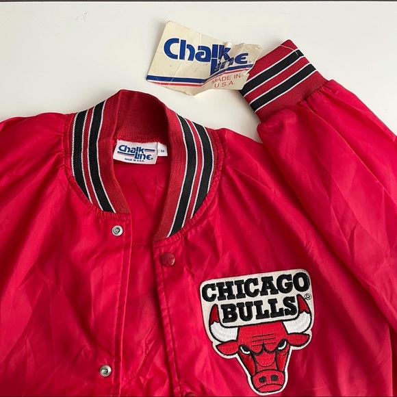 NBA Other - Deadstock Vintage NBA Chicago Bulls Nylon Jacket.